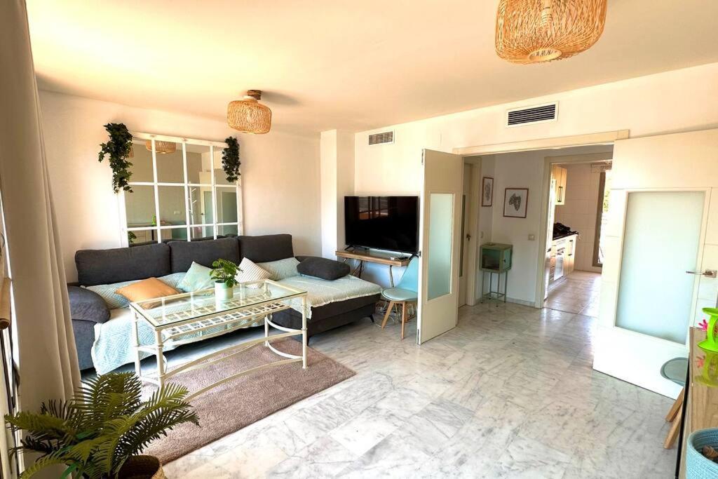 Appartamento Atico Puerto Marina 2 Hab Con Piscina, 500M De La Plata Torremolinos Esterno foto