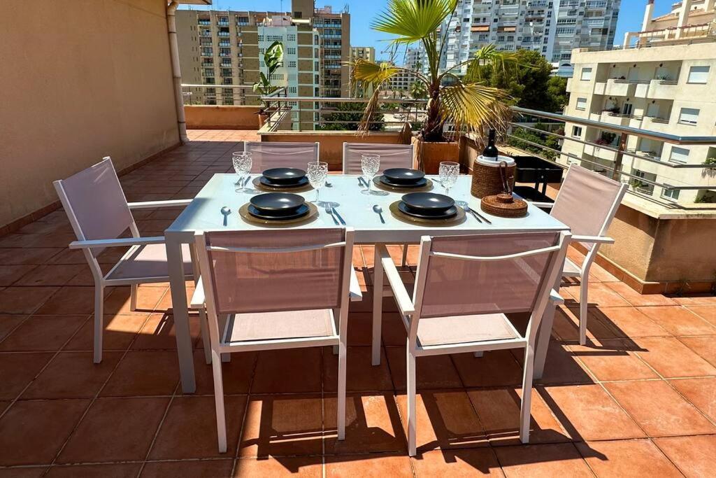 Appartamento Atico Puerto Marina 2 Hab Con Piscina, 500M De La Plata Torremolinos Esterno foto