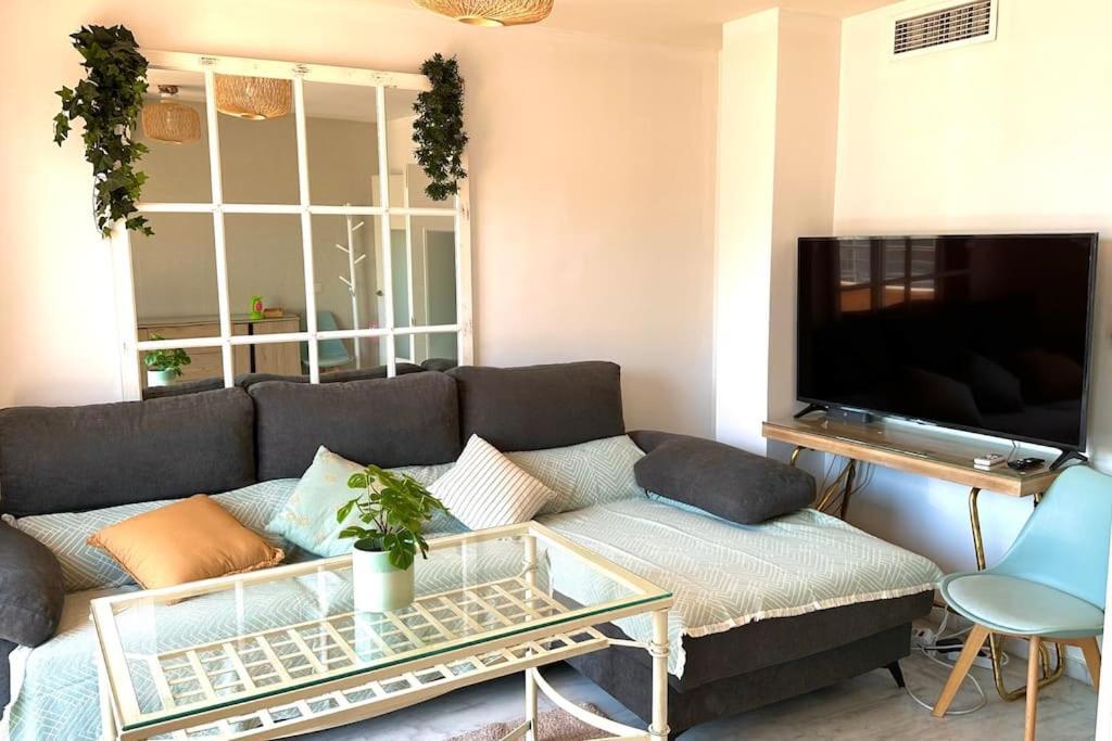 Appartamento Atico Puerto Marina 2 Hab Con Piscina, 500M De La Plata Torremolinos Esterno foto