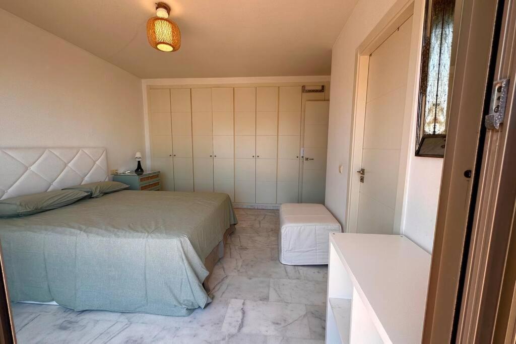 Appartamento Atico Puerto Marina 2 Hab Con Piscina, 500M De La Plata Torremolinos Esterno foto