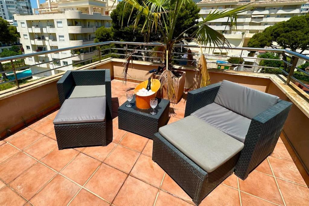 Appartamento Atico Puerto Marina 2 Hab Con Piscina, 500M De La Plata Torremolinos Esterno foto